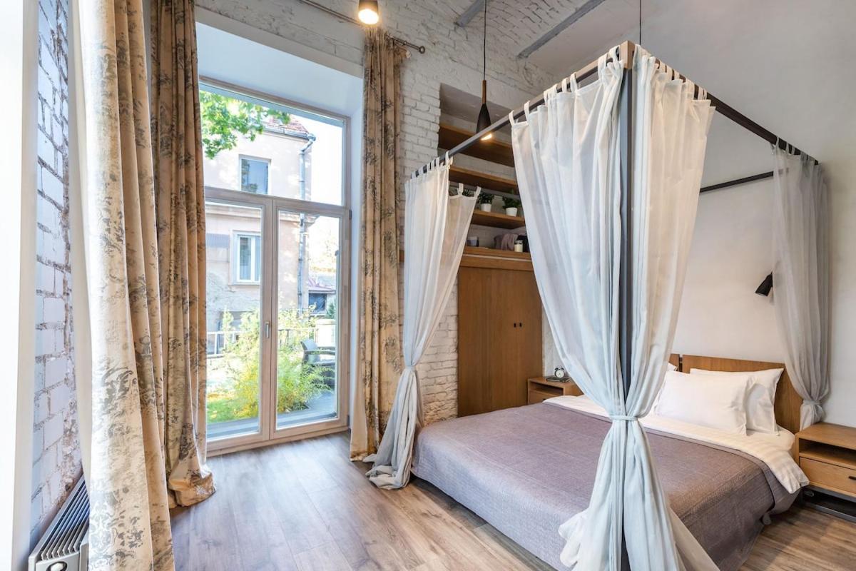Old Brewery Loft In Paupys By Urban Rent Vilna