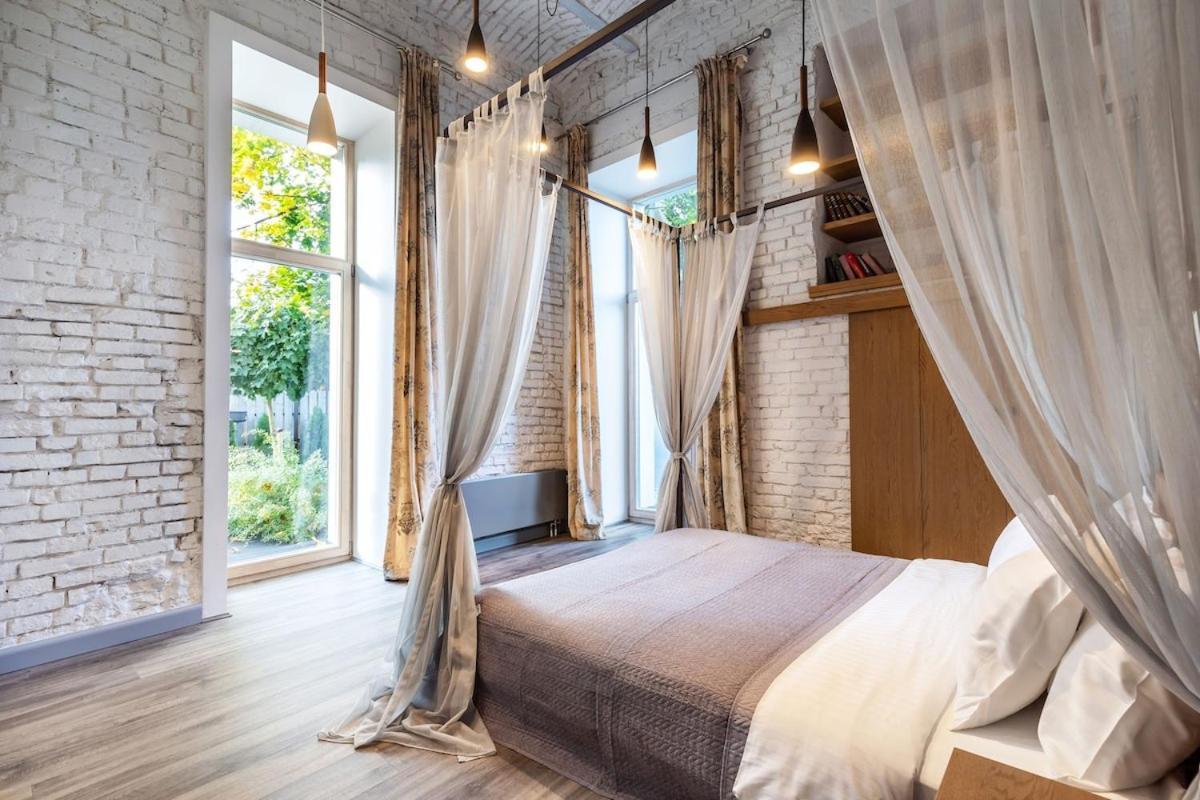 Old Brewery Loft In Paupys By Urban Rent Vilna