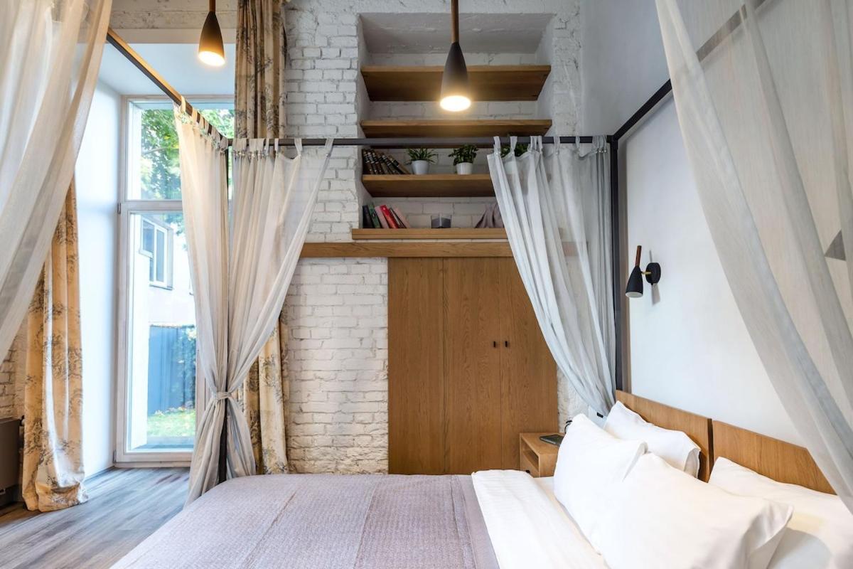 Old Brewery Loft In Paupys By Urban Rent Huoneisto Vilna